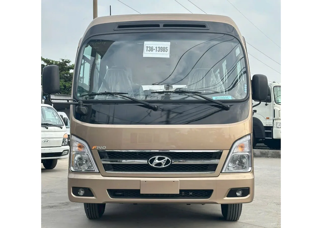 County 29 chỗ
